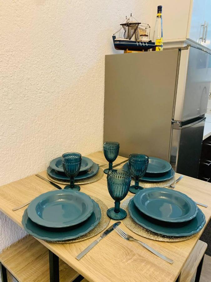 Almira Sea View Appartment Истро Экстерьер фото