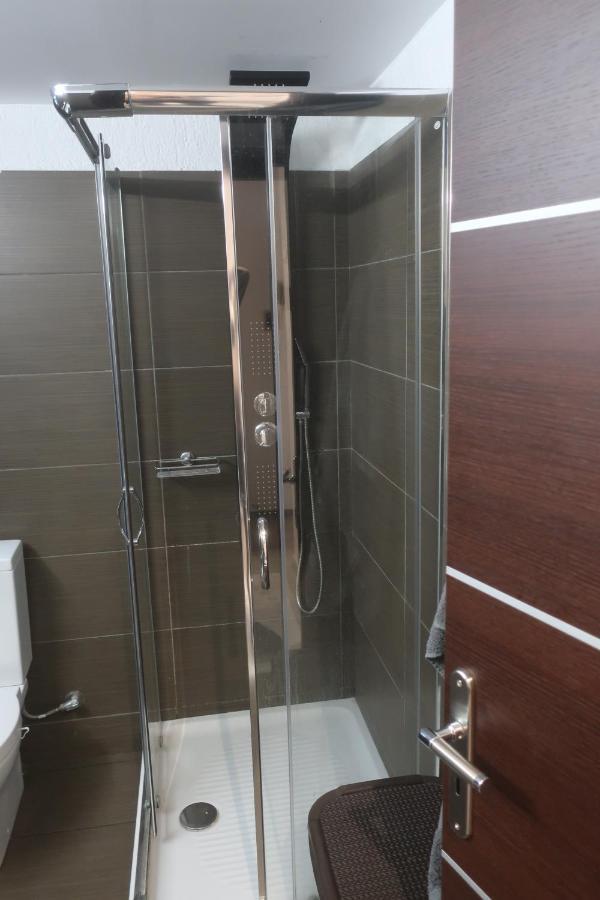 Almira Sea View Appartment Истро Экстерьер фото
